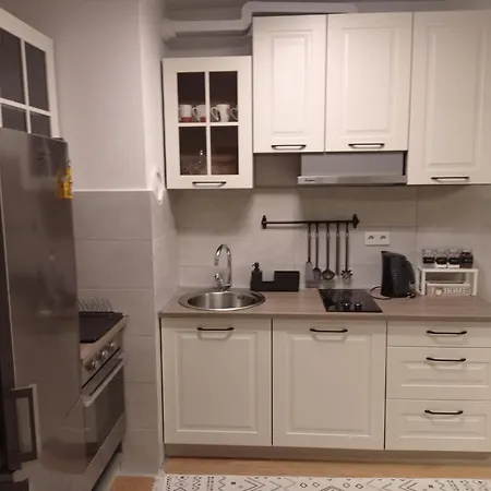 Apartment Dami *